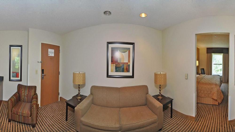 Comfort Inn & Suites Hot Springs Central Экстерьер фото