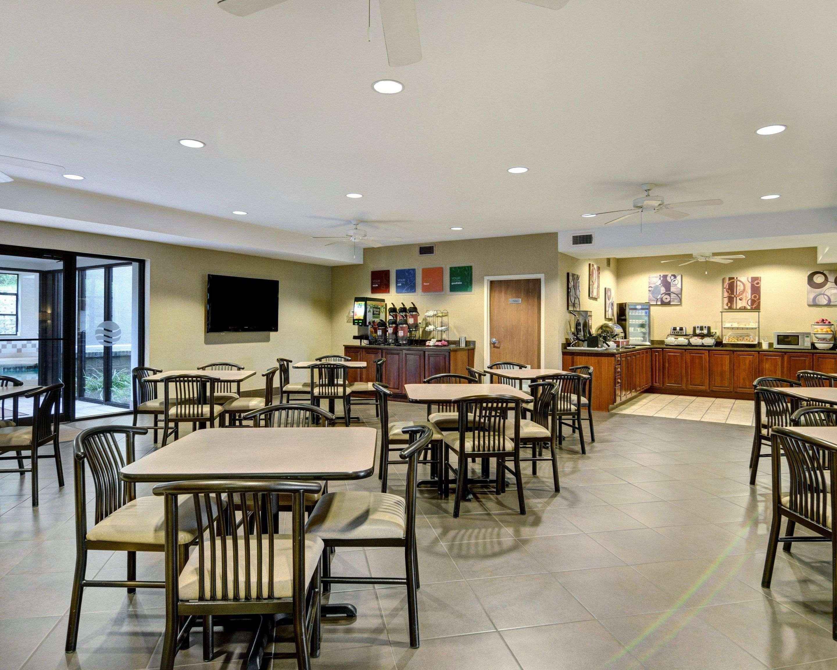 Comfort Inn & Suites Hot Springs Central Экстерьер фото