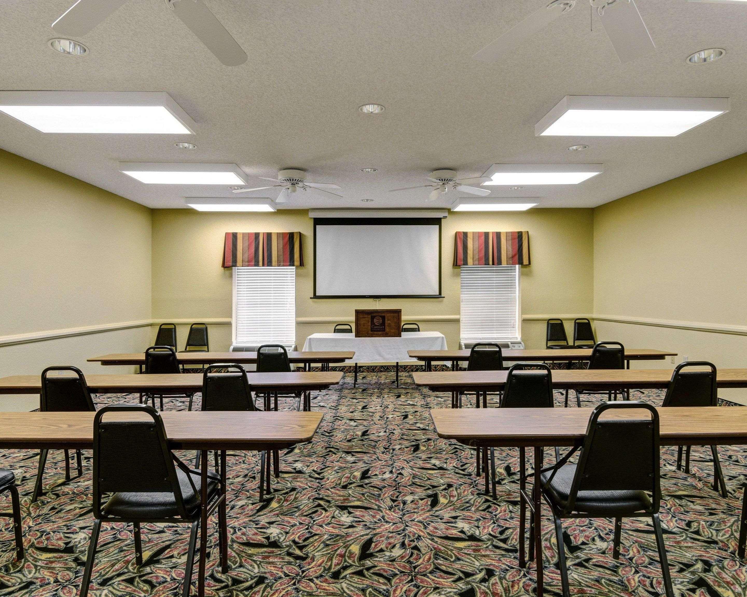 Comfort Inn & Suites Hot Springs Central Экстерьер фото