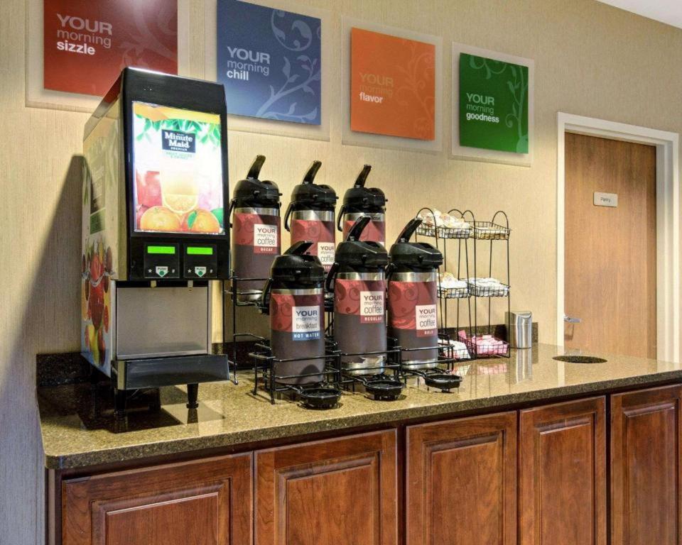 Comfort Inn & Suites Hot Springs Central Экстерьер фото