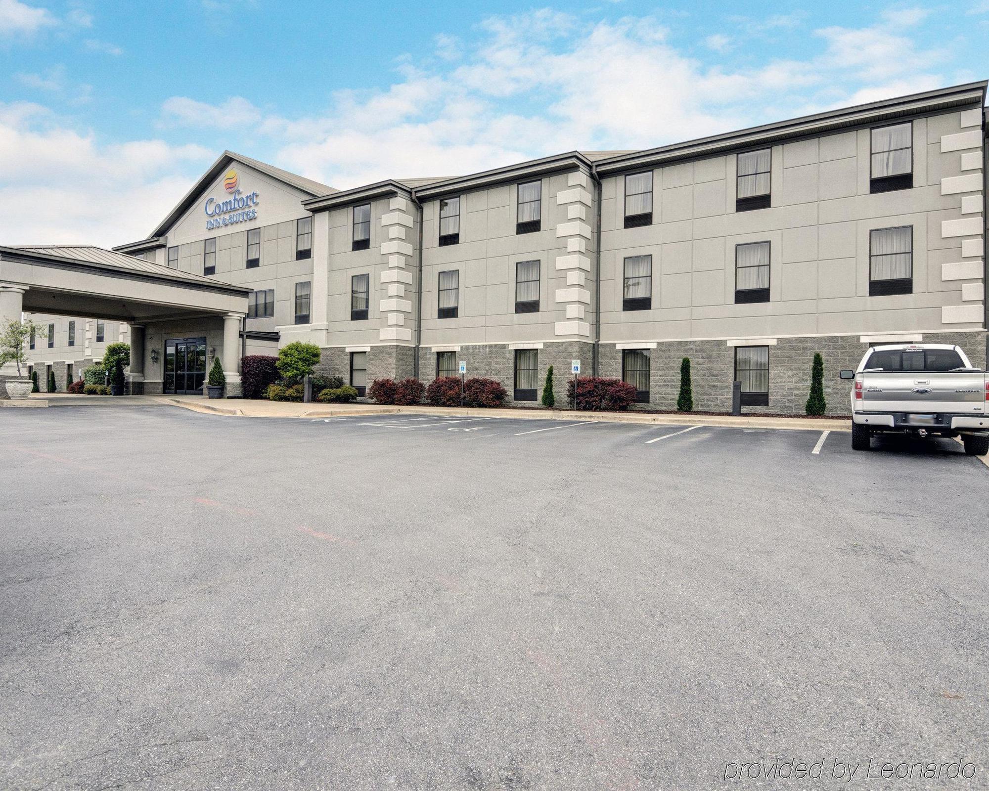 Comfort Inn & Suites Hot Springs Central Экстерьер фото